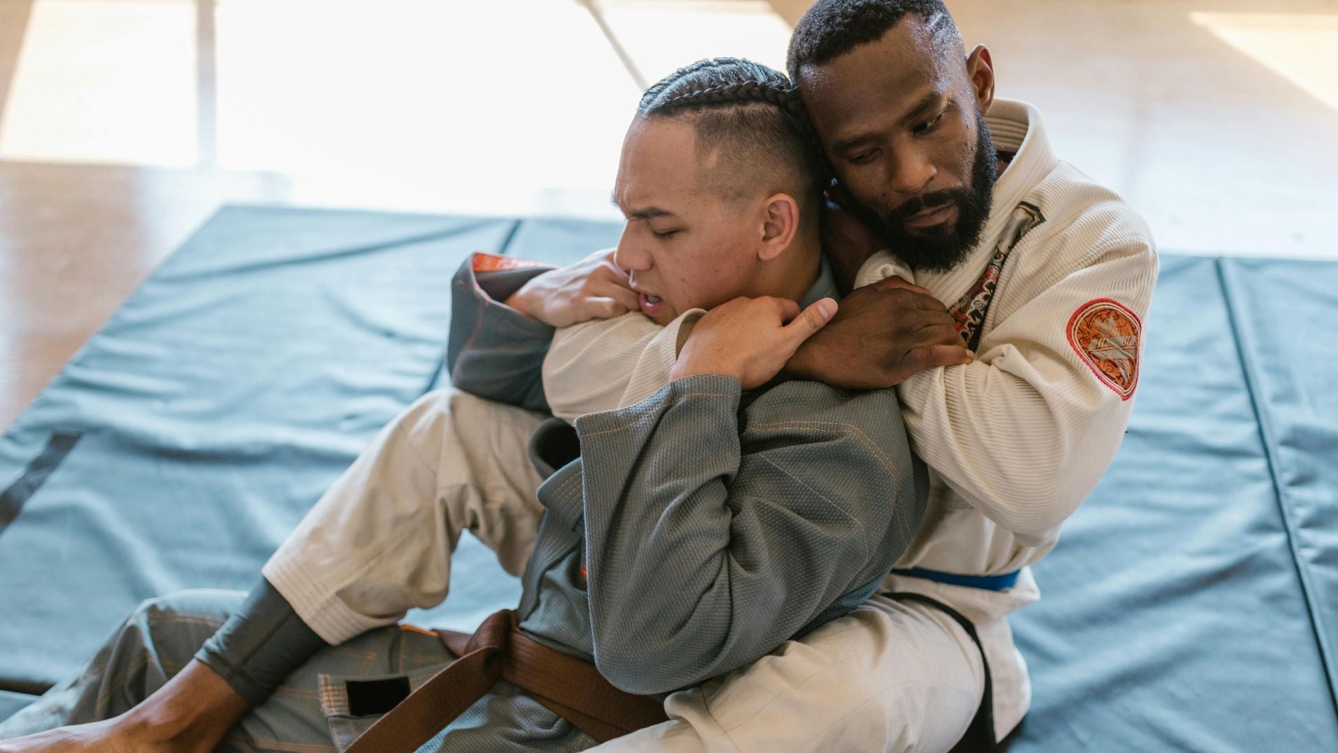 L'Alphabet du JJB : Guide Complet pour Maîtriser le Vocabulaire du Jiu-Jitsu Brésilien